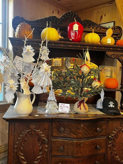 holiday decorations